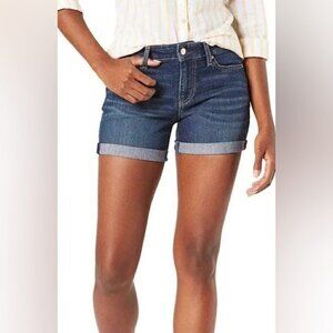 Levi’s Medium Wash Rolled Jean shorts Size 26